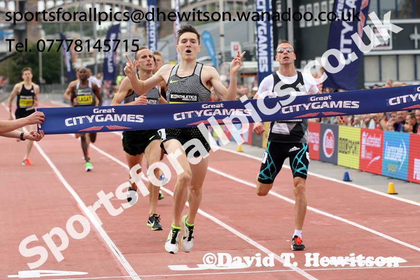 Mens one mile, The Great North CityGames. Photos: David T. Hewitson/Sports for All Pics